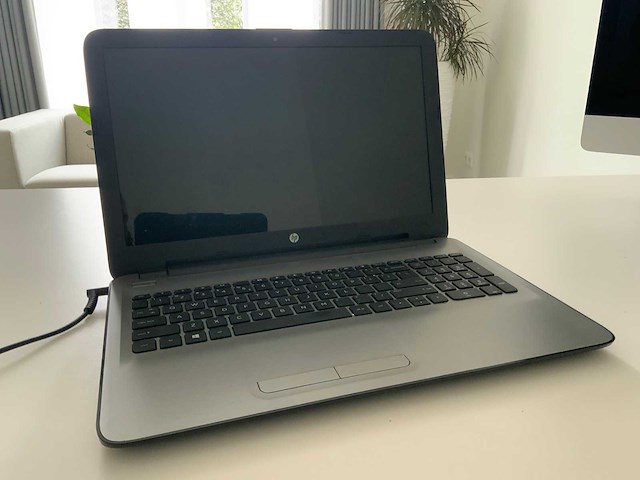 Hp 15-ba071nd laptop - afbeelding 5 van  5