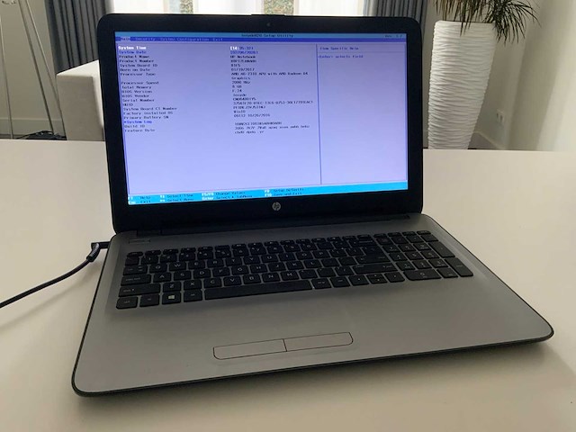 Hp 15-ba071nd laptop - afbeelding 4 van  5