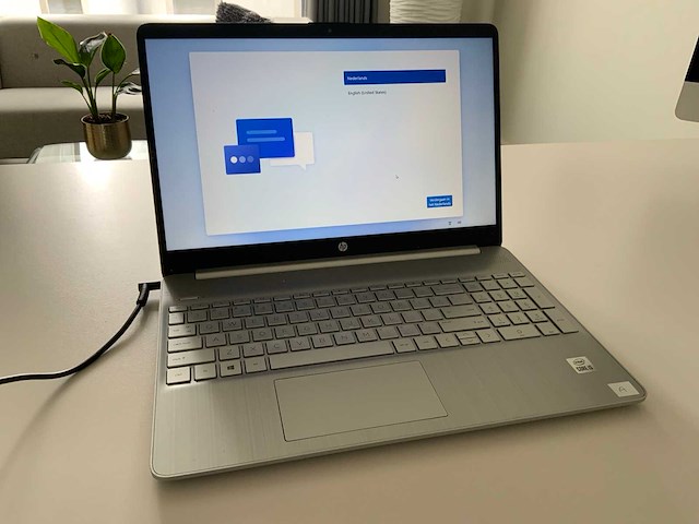 Hp 15s laptop - afbeelding 1 van  6