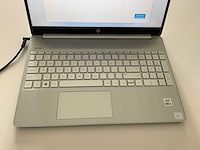 Hp 15s laptop - afbeelding 2 van  6