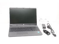 Hp 250 g8 intel coretm i3 i31115g4 laptop 15.6 hd 4 gb ddr4sdram 256 gb qwerty zilver - afbeelding 5 van  5