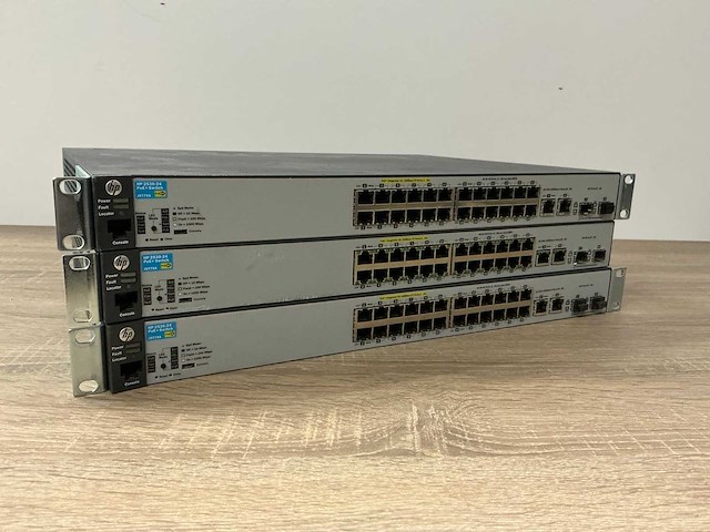 Hp 2530-24 (poe+ switch) 19" switch (3x) - afbeelding 1 van  4