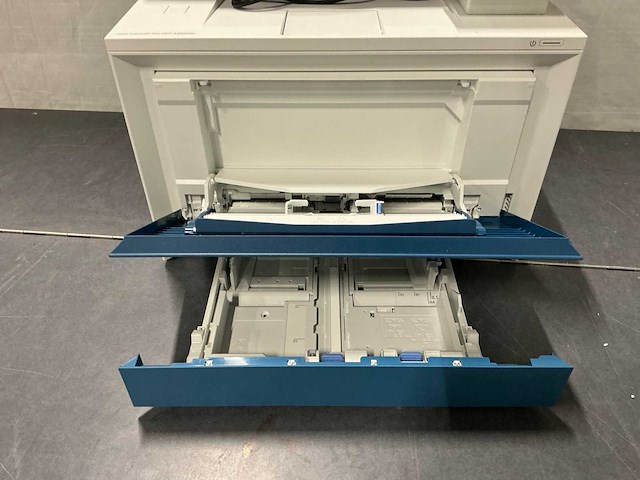 Hp 4302fdw color laserjet pro mfp kopieerapparaat - afbeelding 3 van  5