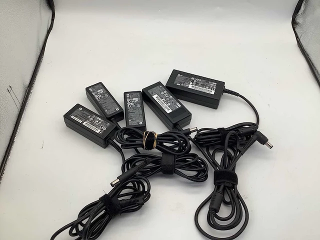 Hp 45w en 65w computeronderdeel laptop laders (5x) - afbeelding 2 van  5