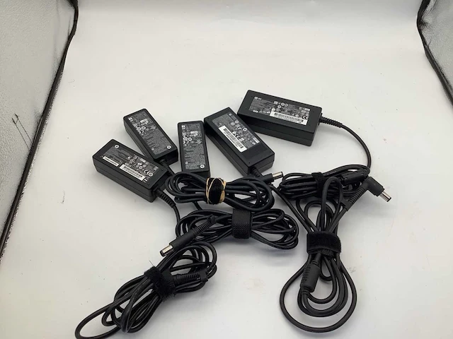 Hp 45w en 65w computeronderdeel laptop laders (5x) - afbeelding 3 van  5