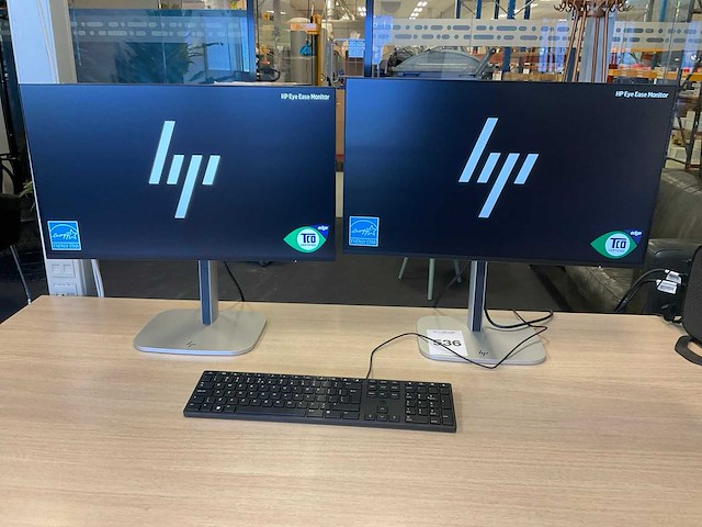 Hp 524pf monitor (2x) - afbeelding 1 van  5