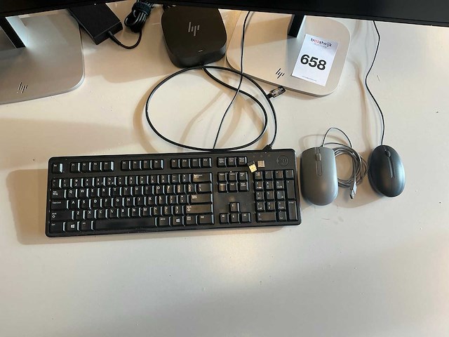 Hp 524pf monitor (2x) - afbeelding 2 van  6