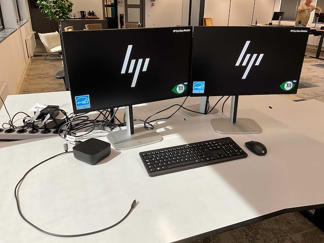 Hp 524pf monitoren en dockingstation (2x) - afbeelding 8 van  12