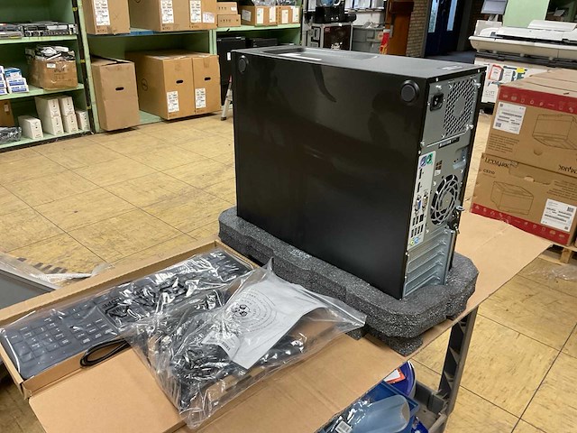 Hp 800 g2 twr desk computer - afbeelding 2 van  6