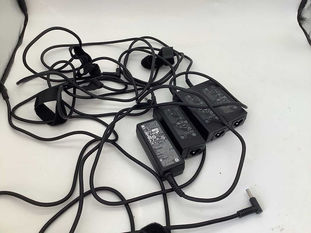 Hp blue pin hp laptop adapter (4x) - afbeelding 1 van  4