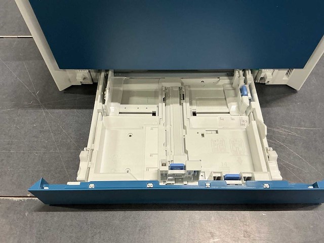 Hp color laser jet pro mfp4302dw (1x) - afbeelding 4 van  9