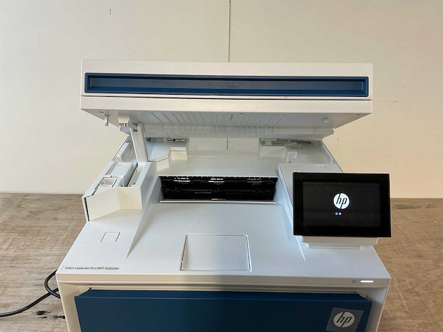 Hp color laser met pro mfp4302dw printer - afbeelding 3 van  4