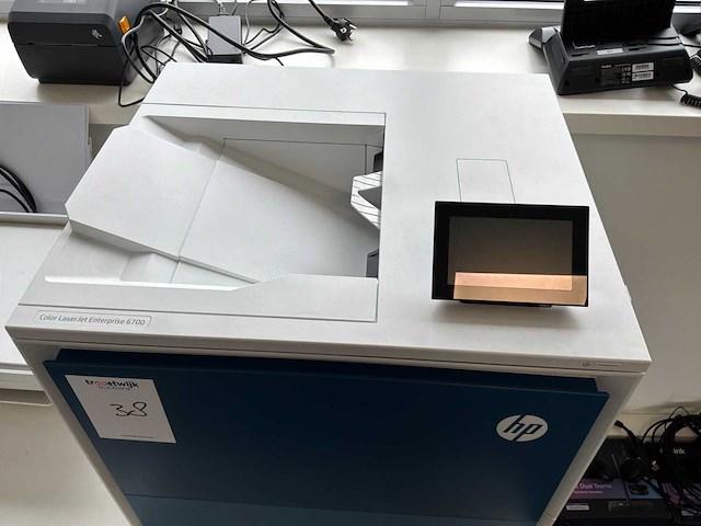 Hp color laserjet enterprise 6700 laserprinter - afbeelding 2 van  4