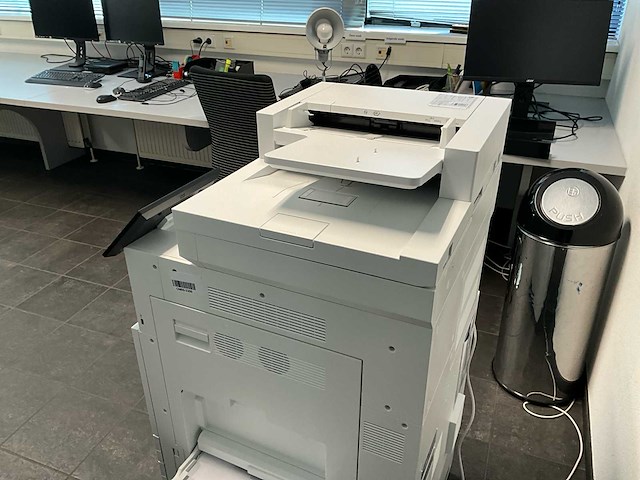 Hp color laserjet mfp e786 multifunctionele laserprinter - afbeelding 6 van  7