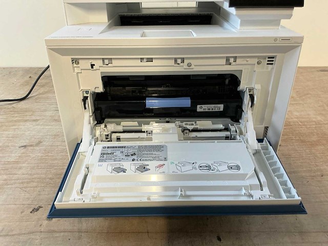 Hp color laserjet pro mfp 4302dw printer - afbeelding 2 van  5