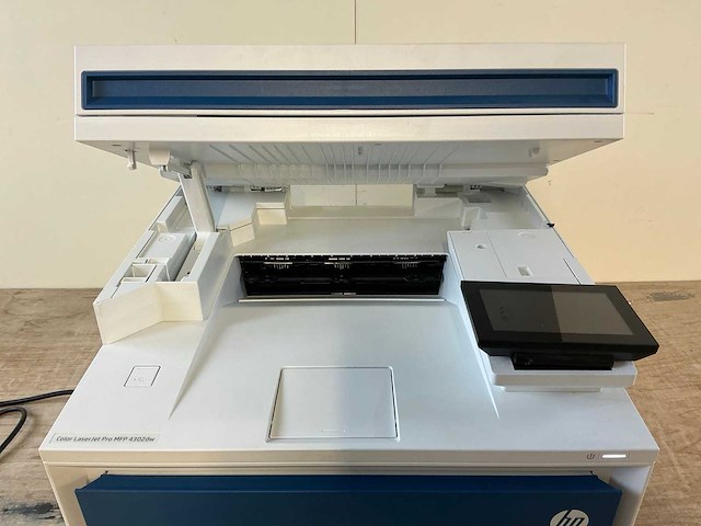 Hp color laserjet pro mfp 4302dw printer - afbeelding 2 van  5