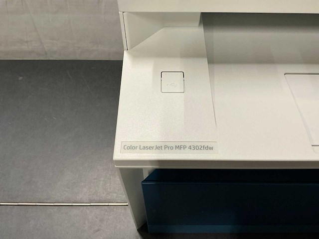 Hp color laserjet pro mfp 4302fdw printer - afbeelding 2 van  4