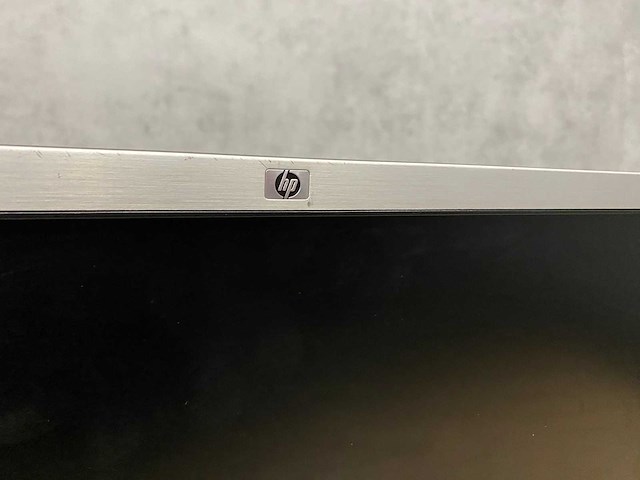 Hp compaq - 24" monitoren met dubbele monitorarm - dp, dvi, vga - afbeelding 2 van  20