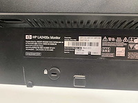 Hp compaq - 24" monitoren met dubbele monitorarm - dp, vga, dvi - afbeelding 6 van  18