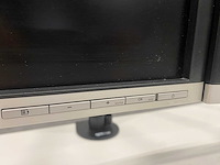 Hp compaq - 24" monitoren met dubbele monitorarm - dp, vga, dvi - afbeelding 15 van  18