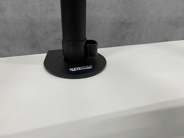 Hp compaq - 24" monitoren met dubbele monitorarm - dp, vga, dvi - afbeelding 17 van  18