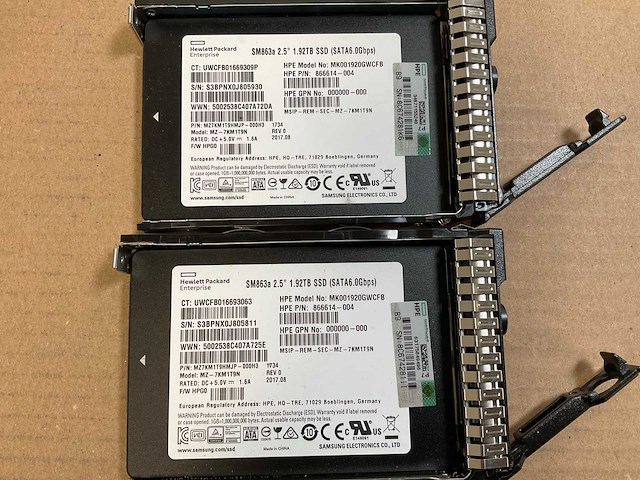 Hp (d3700), 2x 480 ssd(mk000480gwcev) - 2x 1.92 tb ssd(mk001920gwcfb) - 4x 1.2 tb sas(eg1200jemda) - 16x 1.2 tb sas(eg1200jehmc) network attached storage - afbeelding 2 van  14