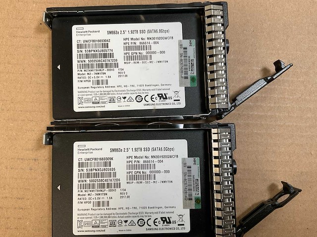 Hp (d3700), 2x 480 ssd(mk000480gwcev) - 2x 1.92 tb ssd(mk001920gwcfb) - 4x 1.2 tb sas(eg1200jemda) - 16x 1.2 tb sas(eg1200jehmc) network attached storage - afbeelding 2 van  11