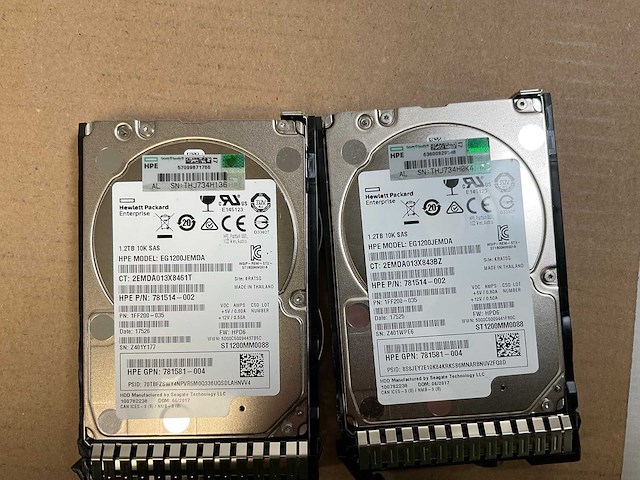 Hp (d3700), 2x 480 ssd(mk000480gwcev) - 2x 1.92 tb ssd(mk001920gwcfb) - 4x 1.2 tb sas(eg1200jemda) - 16x 1.2 tb sas(eg1200jehmc) network attached storage - afbeelding 11 van  11