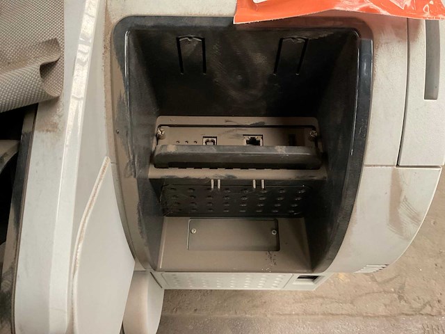 Hp designjet t1300 plotter - afbeelding 2 van  3