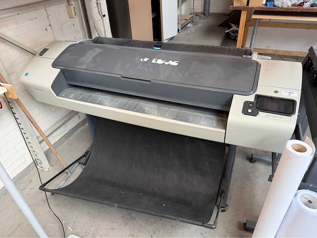 Hp designjet t790 eprinter 44” a0 grootformaat plotter – cr649a - afbeelding 1 van  5