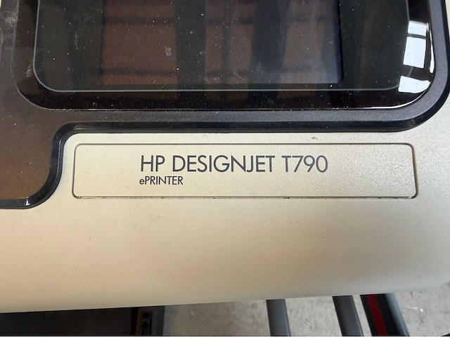Hp designjet t790 eprinter 44” a0 grootformaat plotter – cr649a - afbeelding 2 van  5