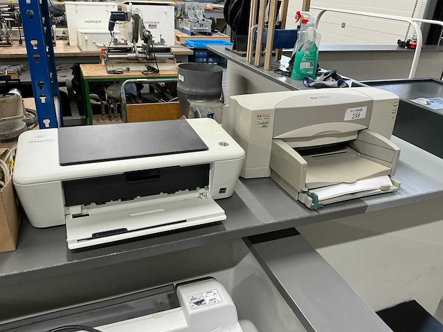 Hp deskjetprinter (2x) - afbeelding 1 van  3