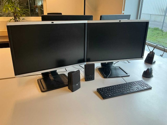 Hp diverse monitor (13x) - afbeelding 2 van  9