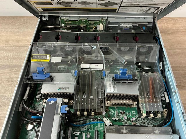 Hp dl380e gen8 server - afbeelding 8 van  9