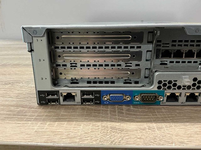 Hp dl380e gen8 server - afbeelding 4 van  7