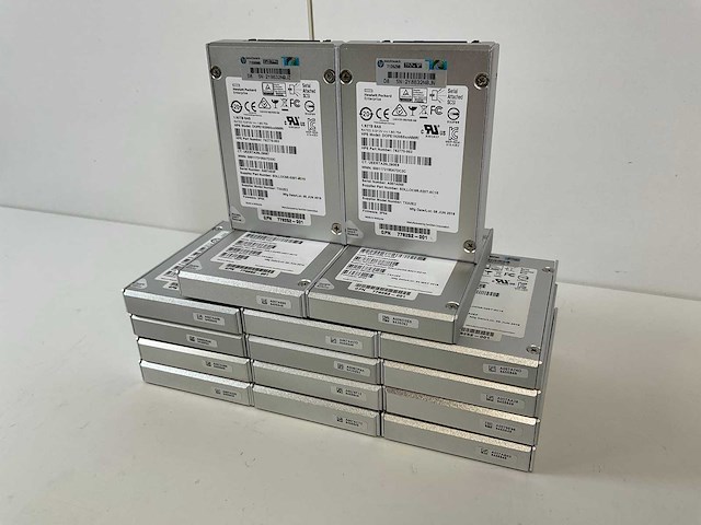 Hp (dope1920s5xnnmri) 1.92 tb sas hdds (16x) - afbeelding 3 van  5