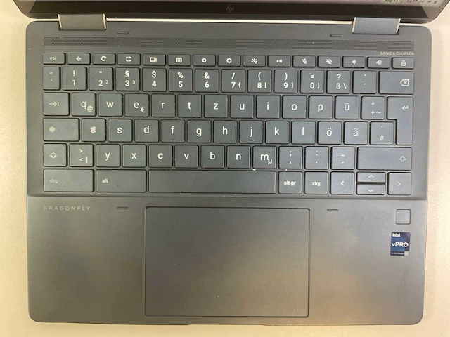 Hp dragonfly 13.3”, core(tm) i5 12 gen, 16 gb ram, 256 gb ssd touchscreen chromebook - afbeelding 4 van  7