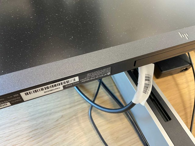 Hp e23 g4 monitoren en dockingstation - afbeelding 5 van  6