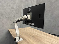 Hp e233 - 23" monitor met monitorarm - dp, hdmi, vga, usb - afbeelding 14 van  16