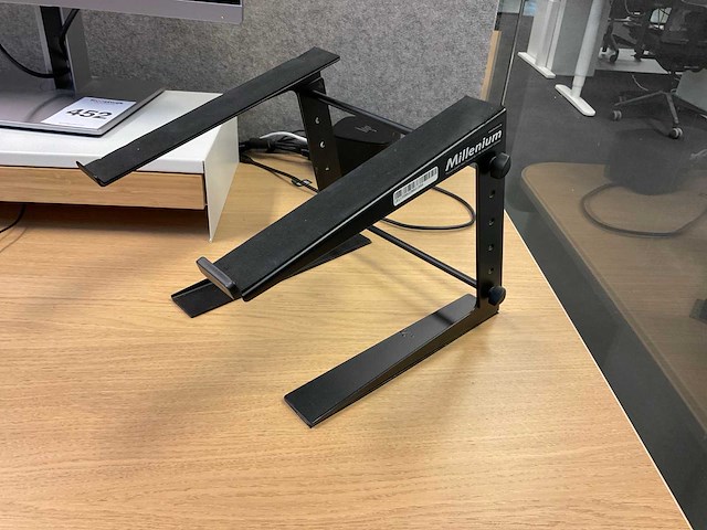 Hp e233 monitoren en dockingstation - afbeelding 8 van  8