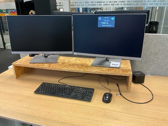 Hp e233 monitoren en dockingstation - afbeelding 3 van  8