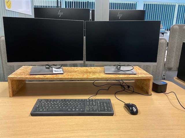 Hp e233 monitoren en dockingstation - afbeelding 5 van  6
