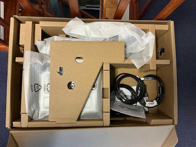 Hp e24 g4 monitor (3x) - afbeelding 4 van  5