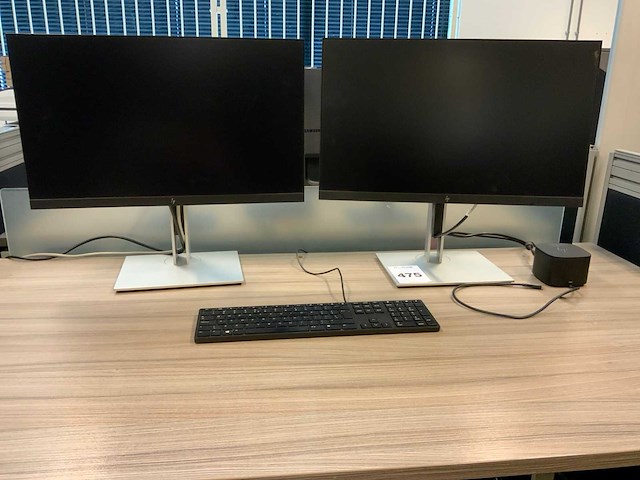 Hp e24 g4 monitoren en dockingstation - afbeelding 1 van  7