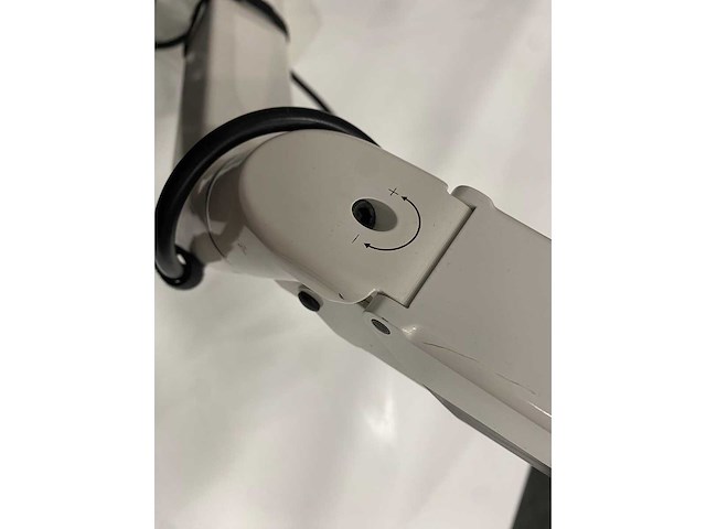 Hp e240 - 24" monitoren op dubbele monitorarm - dp, hdmi, vga - afbeelding 8 van  19