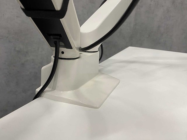 Hp e240 - 24" monitoren op dubbele monitorarm - dp, hdmi, vga - afbeelding 6 van  19