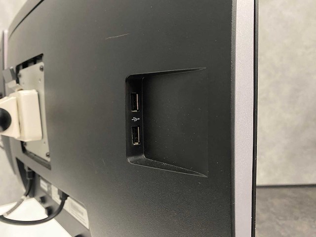 Hp e240 - 24" monitoren op dubbele monitorarm - dp, hdmi, vga - afbeelding 3 van  13