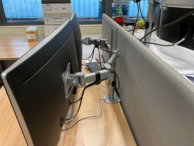 Hp e242 monitor (2x) - afbeelding 7 van  7