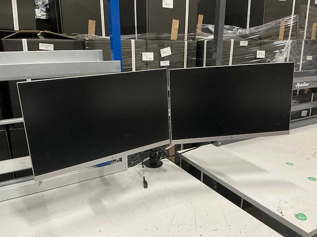 Hp e243 monitoren op standaard (2x) - afbeelding 1 van  2