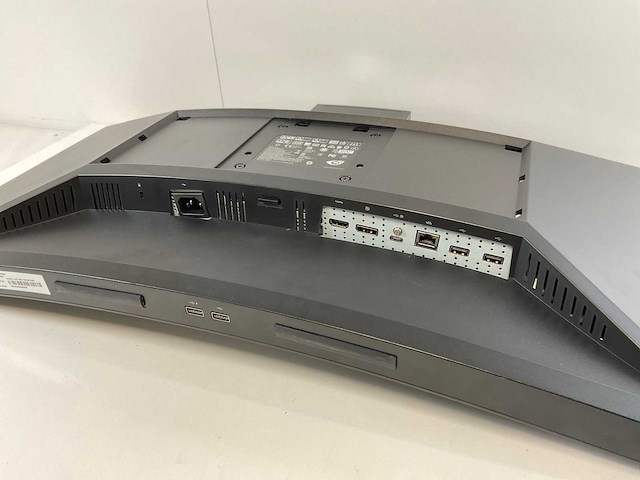 Hp (e34m g4) 34”, 3440x1440 (uwqhd) ips curved monitor - afbeelding 3 van  4